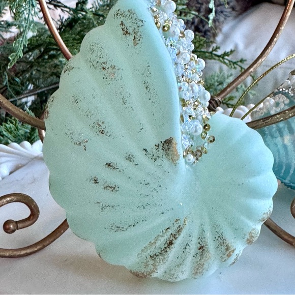 NEW! Beach Christmas Hand Blown Glass Aqua Nautilus Seashell Ornament - Picture 1 of 8